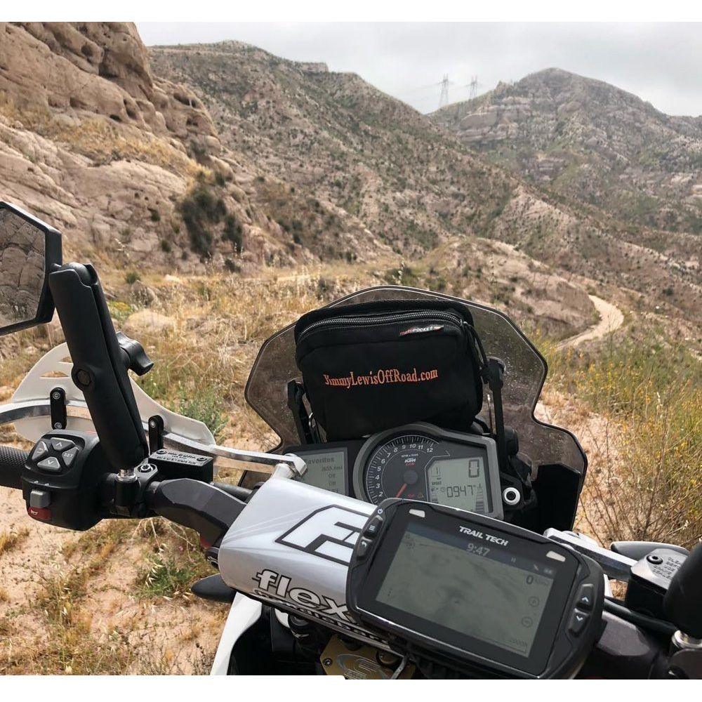 Motorcycle Universal Windshield Bag (7") - Moto Pockets